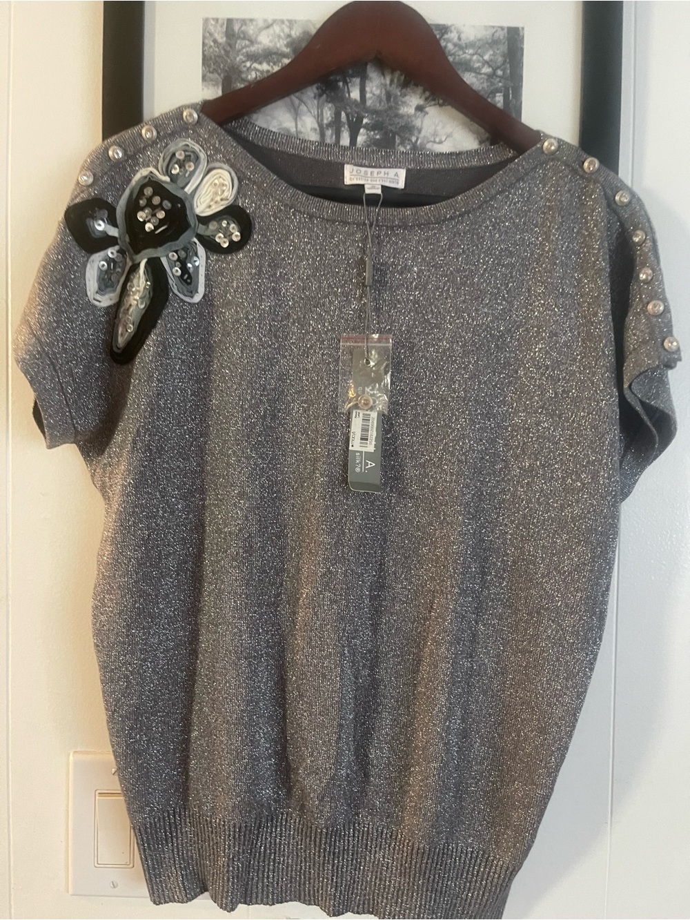 Joseph A Silver Metallic Short-Sleeve Knit Top with Embellished Shoulder